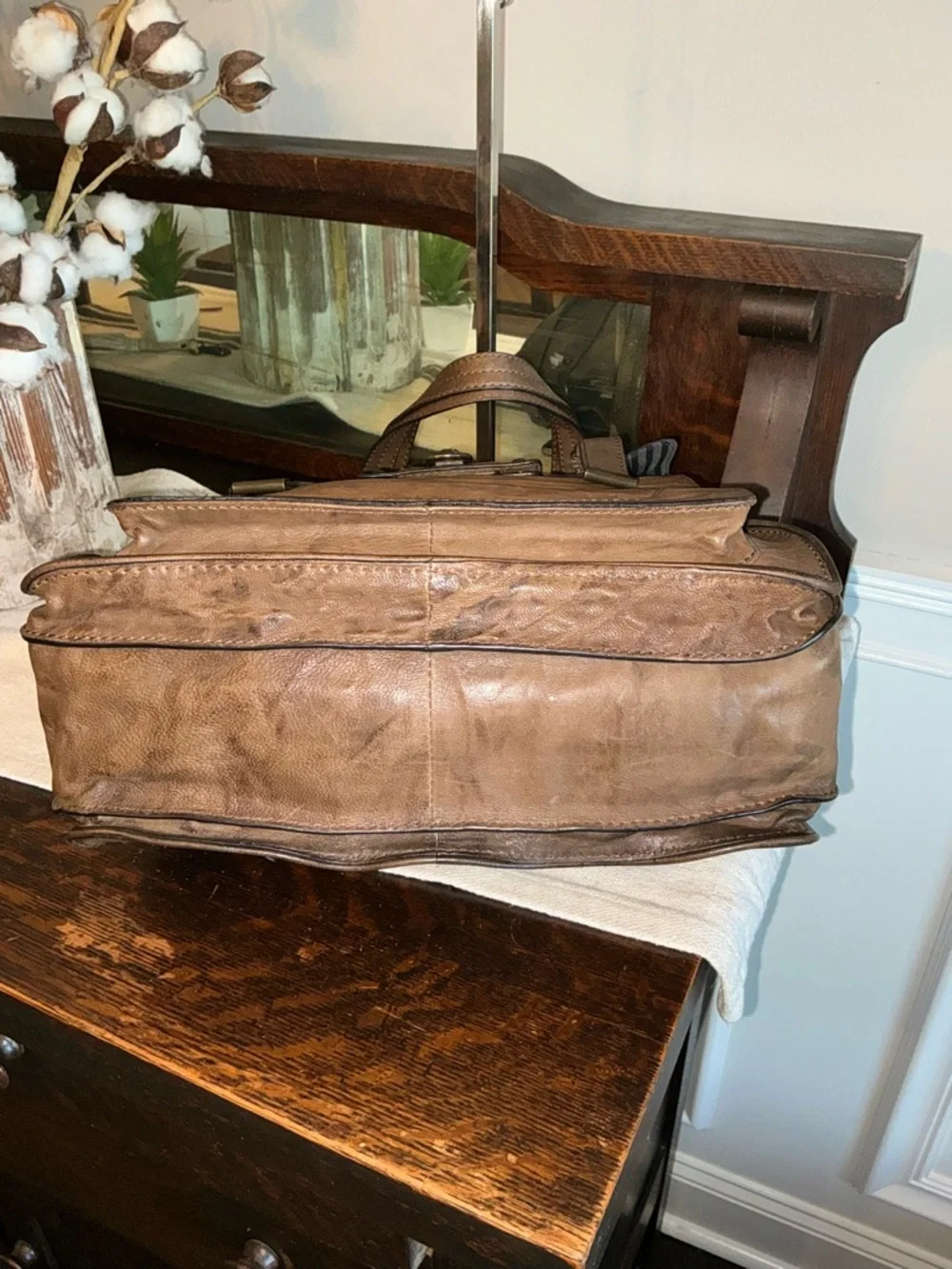 RARE Frye Leather Cameron Magazine Crossbody Tote Shoulder Bag Taupe Retail $438 - Picture 8 of 12